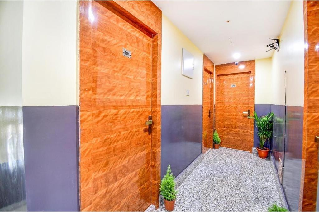 Hotel Aqua Tulip Calcutta Extérieur photo