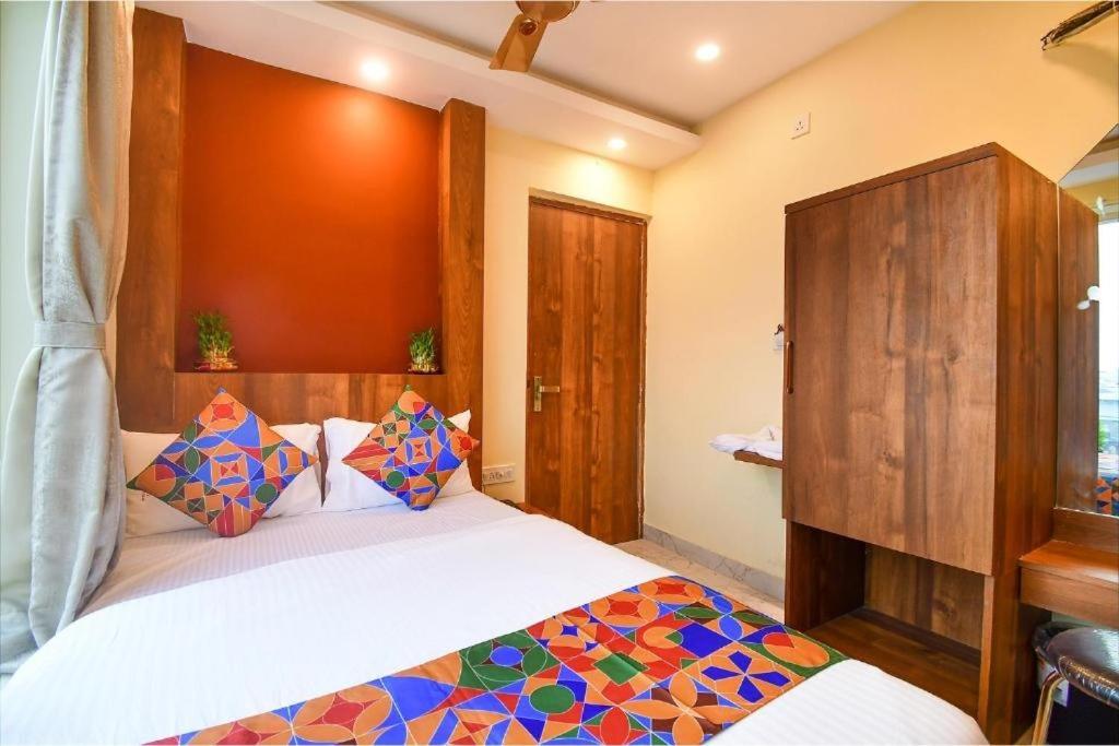 Hotel Aqua Tulip Calcutta Extérieur photo